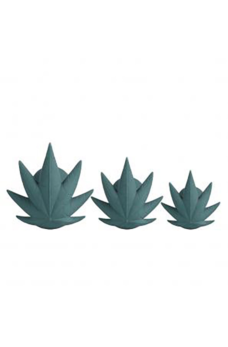 Side view of the Doobie 420 set showing the three sizes lined up on pot-leaf bases.