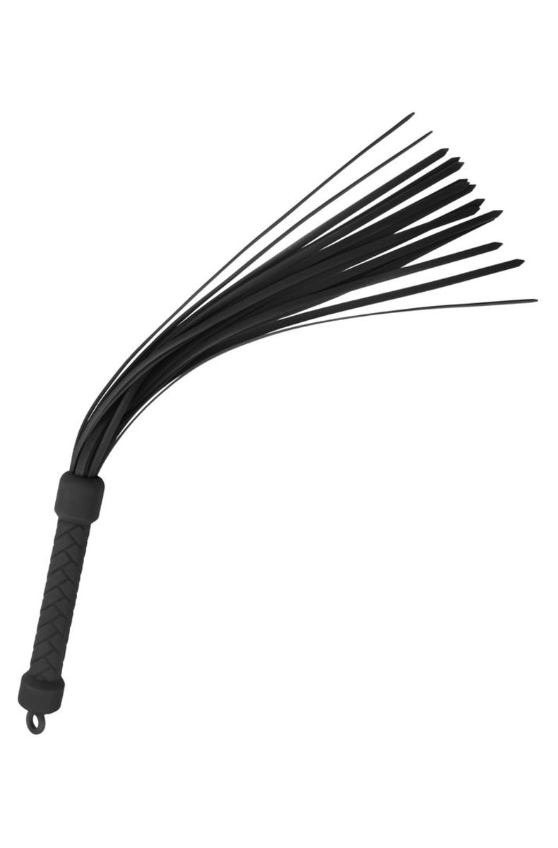 The black silicone falls fanned out, showing the flat strand shape