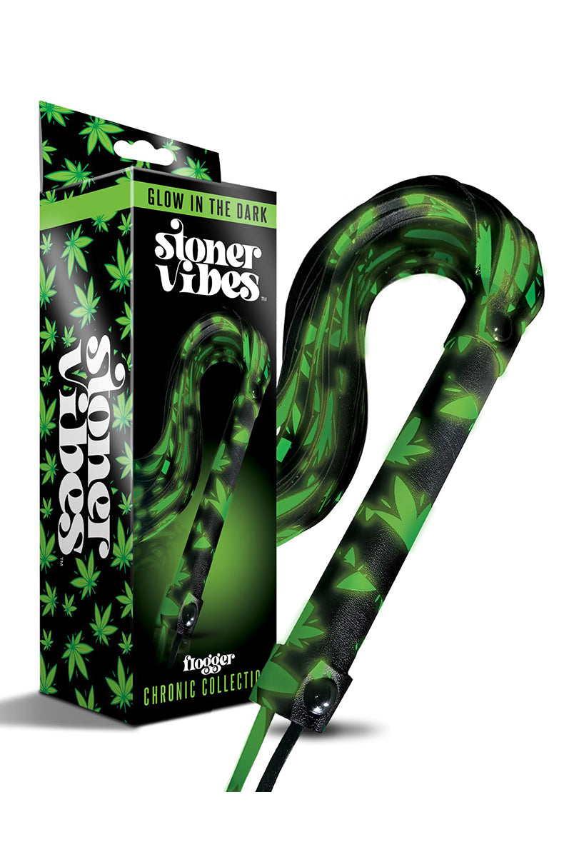 Size diagram of the cannabis-leaf flogger marked 20.5 inches tall and 1 inch wide with bullet-point feature list.